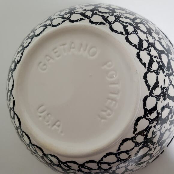 Vintage Gaetano Pottery 8" Serving Bowl Black White Splatter Ceramic MCM USA - Picture 7 of 10